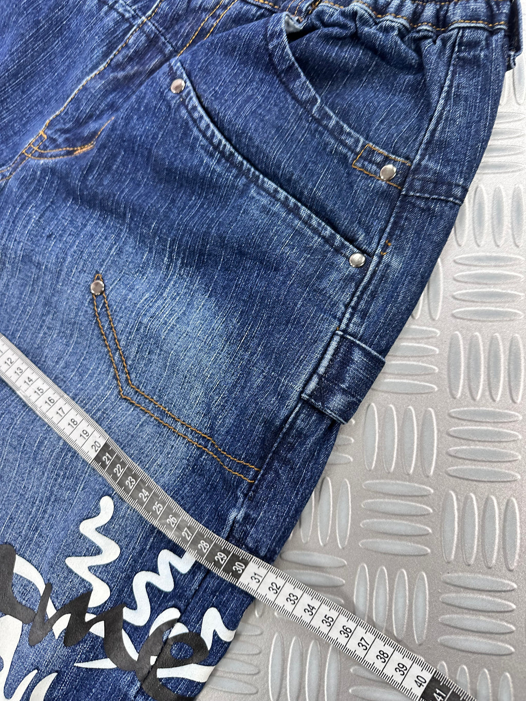 baggy graphic jeans vintage 2000's (XS)
