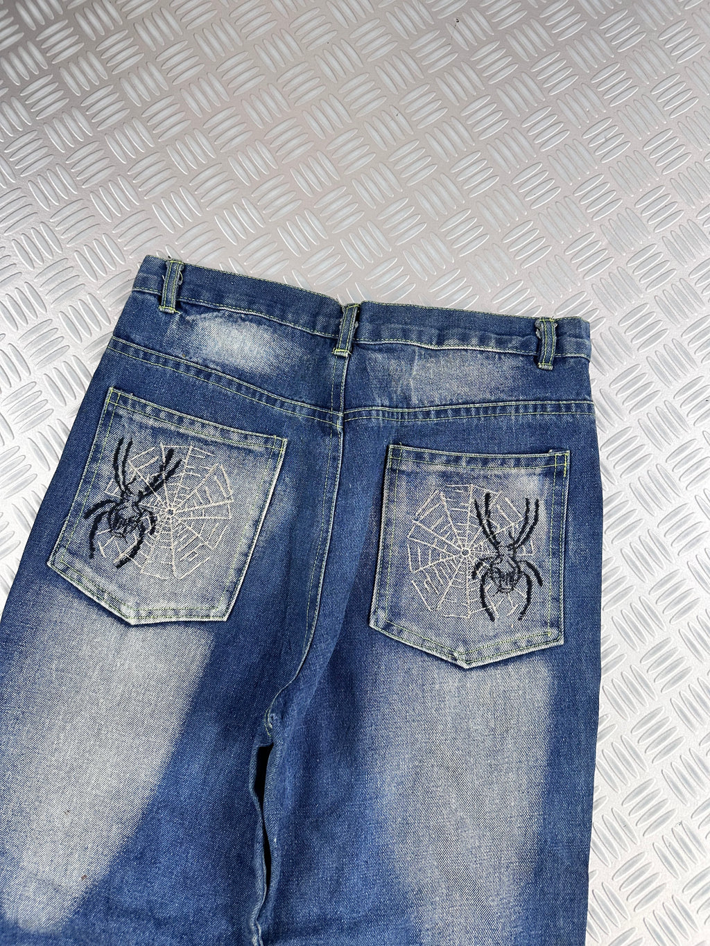 vintage y2k jeans spider embroidered 00's (M)
