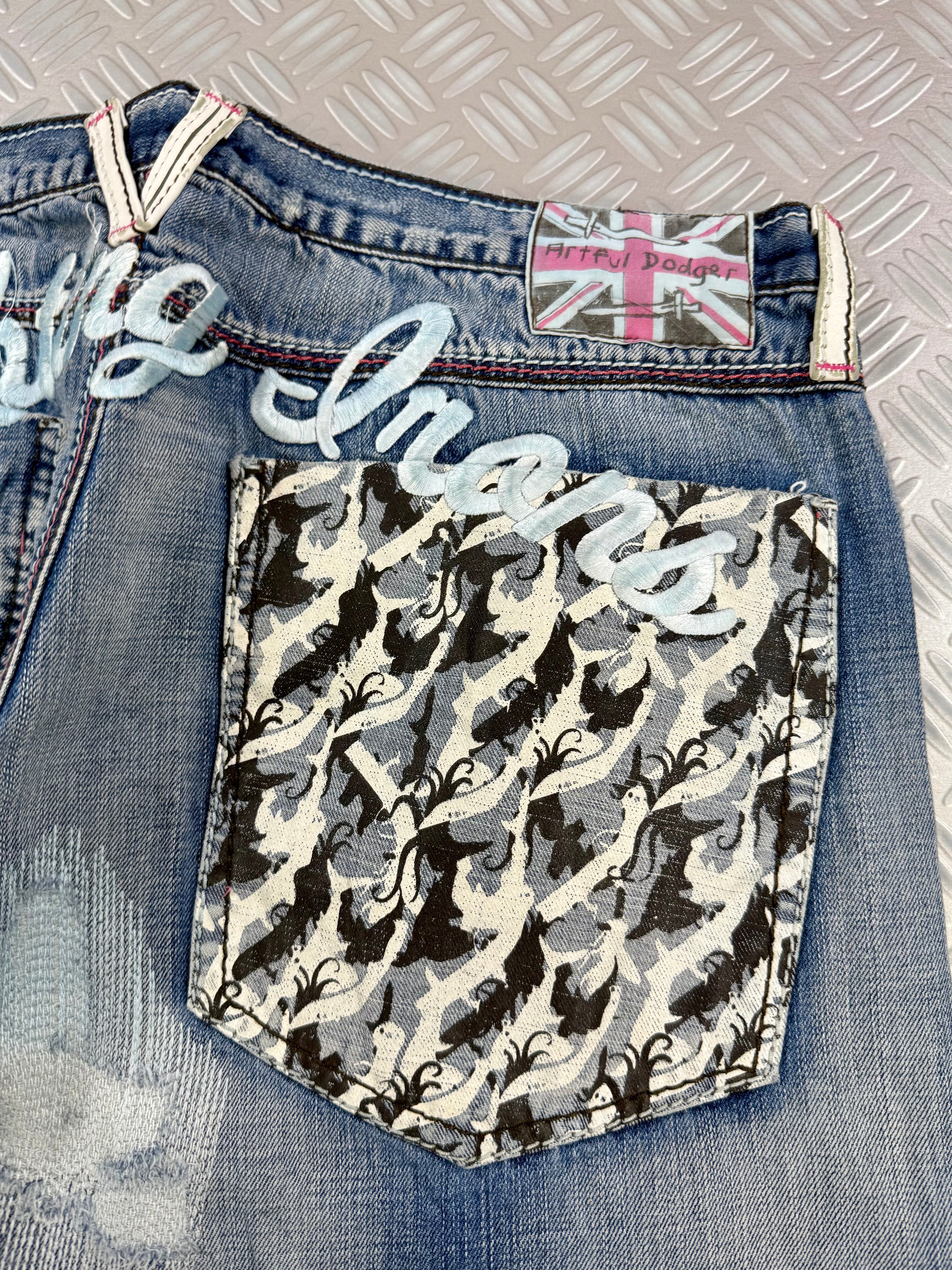 2000's artful dodger baggy jeans graphic XXL