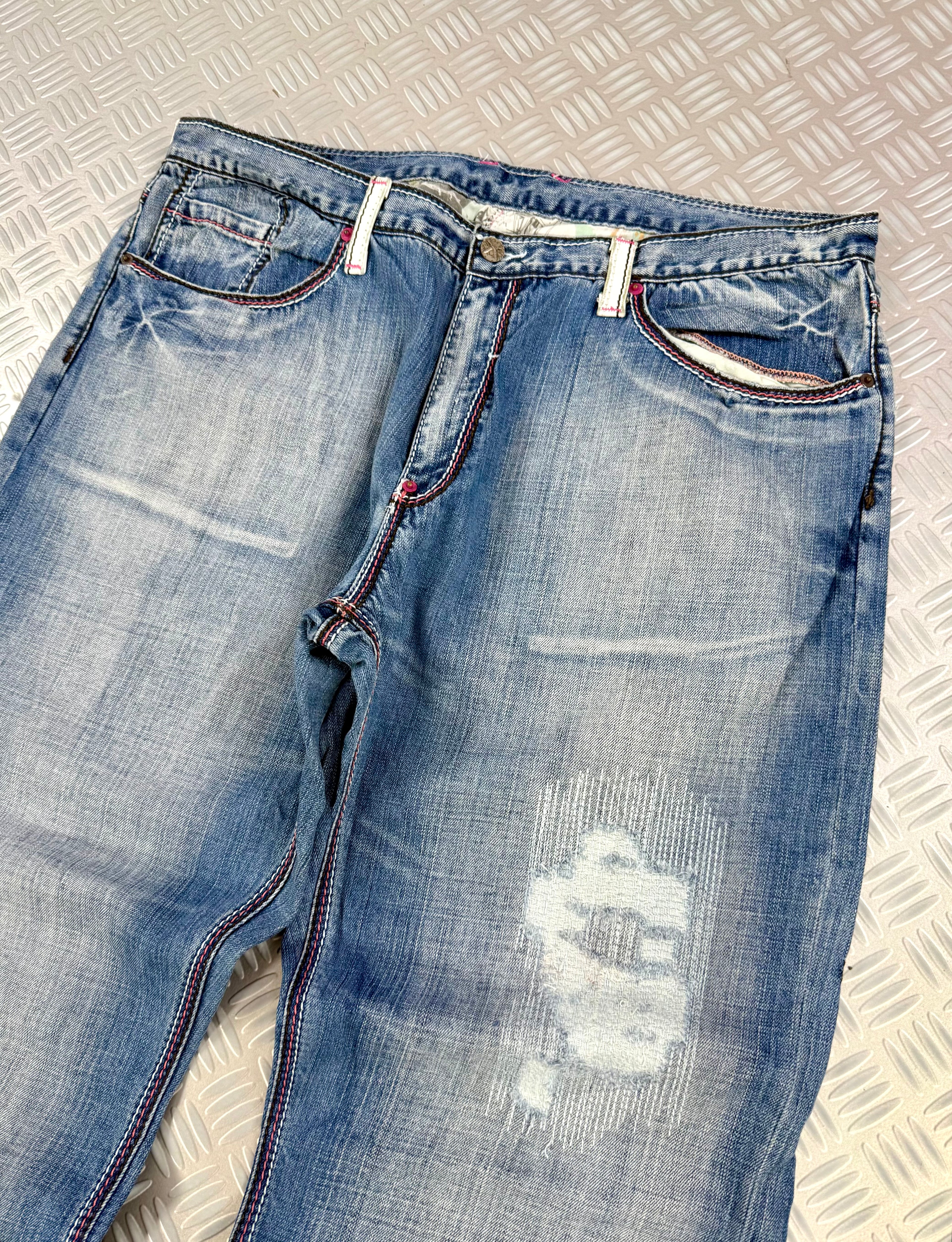 2000's artful dodger baggy jeans graphic XXL