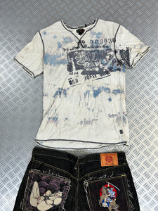 Vintage Tribal Y2K Washed T-shirt (L)